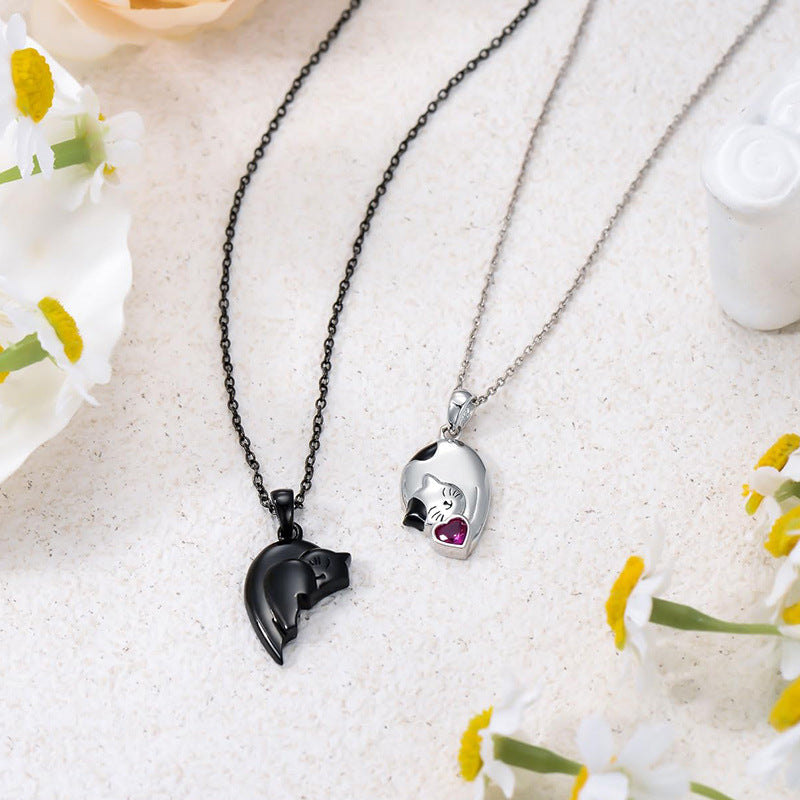 Couple Stitching Love Black And White Hug Cute Pet Cat Couple Pendant Necklace For Women Girls Fashion Exquisite Gift